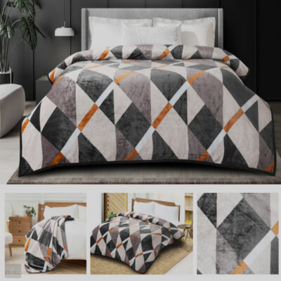 Beautiful Stylish And Elegant Bedding Set